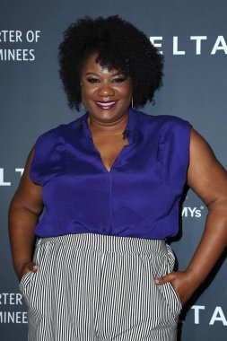 aktris Adrienne C. Moore