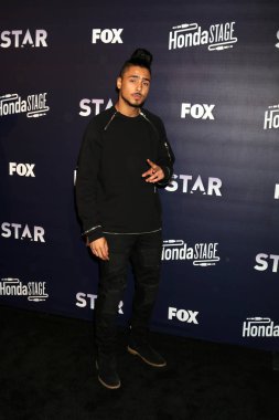 aktör Quincy Brown