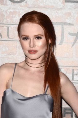 aktrist Madelaine Petsch