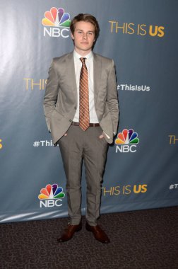 aktör Logan Shroyer