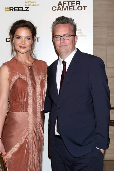 Katie Holmes and Matthew Perry — Stock Photo, Image