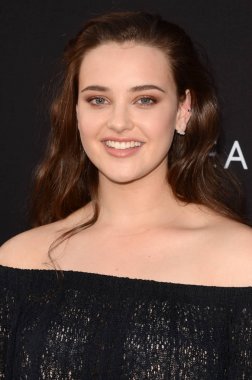 aktris Katherine Langford