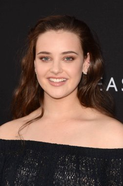 aktris Katherine Langford