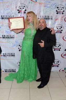 Laurene Landon ve Thomas J. Churchill