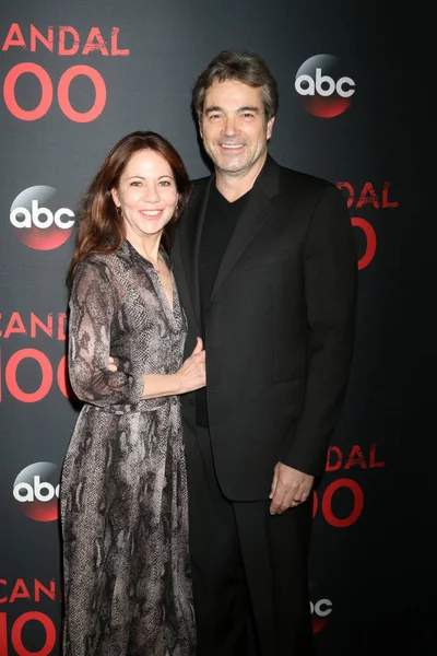 Leslie Urdang, Jon Tenney — Foto Stock