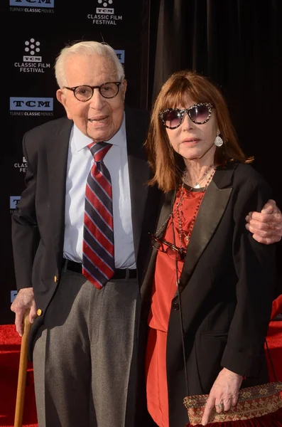 Walter Mirisch, Lee Grant — Stok fotoğraf