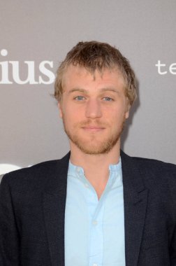 aktör Johnny Flynn