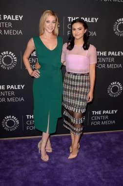 Lili Reinhart, Camila Mendes