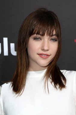 oyuncu Violett Beane