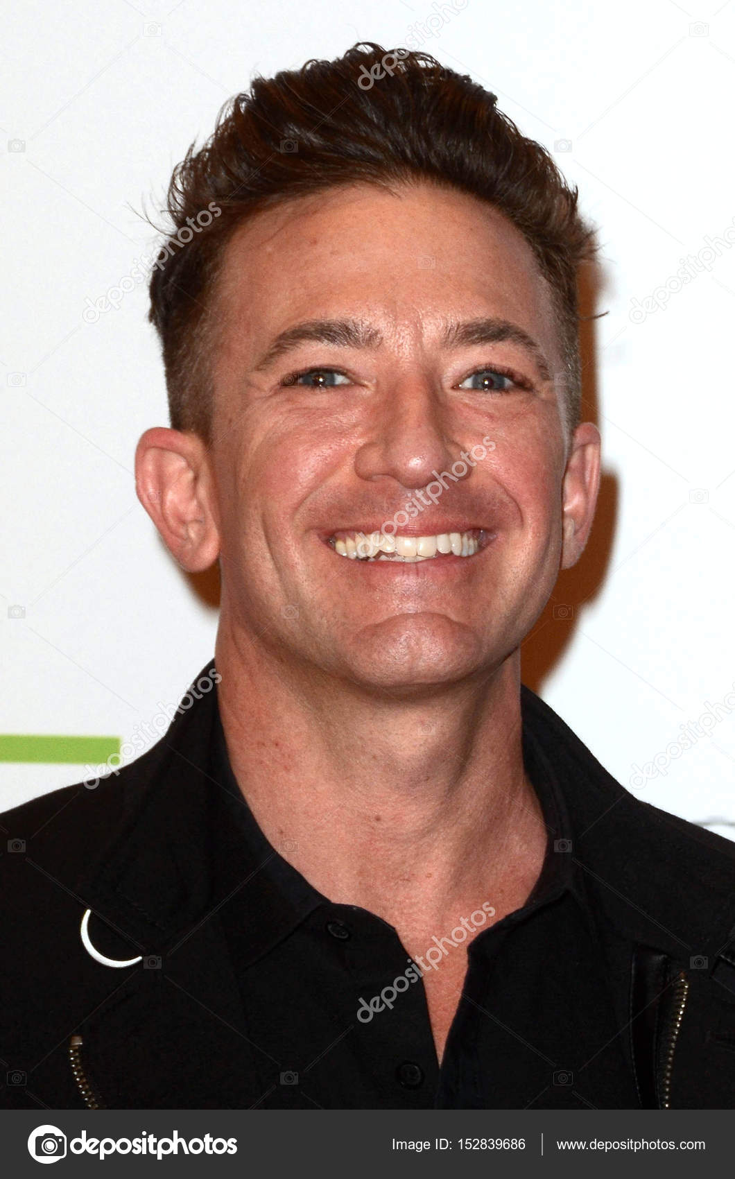 David Faustino’s Instagram, Twitter & Facebook on IDCrawl