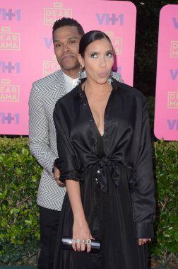 Julissa Bermudez, Maxwell  