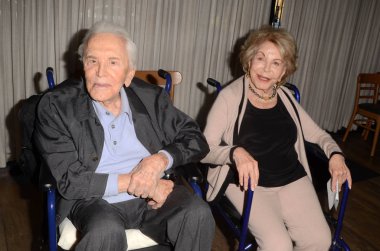 Kirk Douglas, Anne Douglas