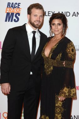 Jamie-Lynn Sigler, kesici Dykstra