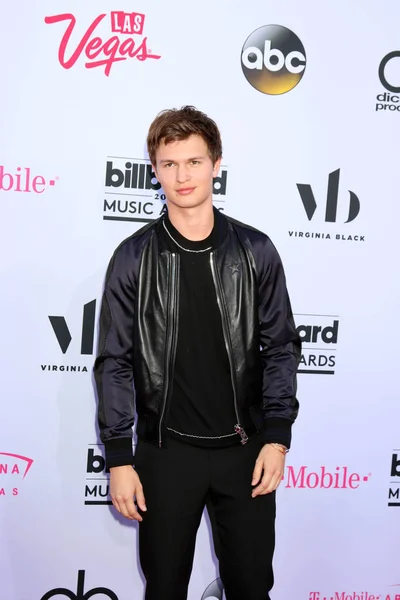 Acteur Ansel Elgort — Stockfoto