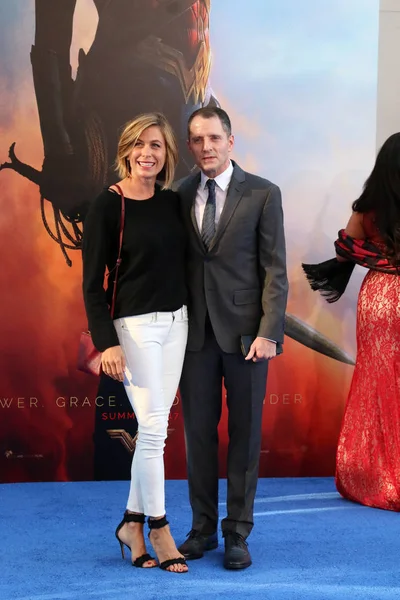 Sonya Walger, Allan Heinberg — Stock Photo, Image