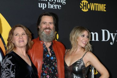Melissa Leo, Jim Carrey, Ari Graynor