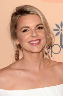 oyuncu Ali Fedotowsky