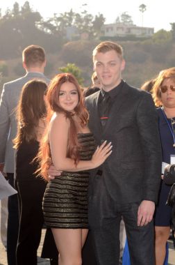 Ariel kış, Levi Meaden