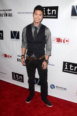 Christopher Naoki Lee