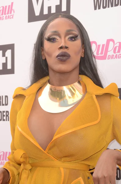 Nina Bo 'nina Brown — Fotografia de Stock