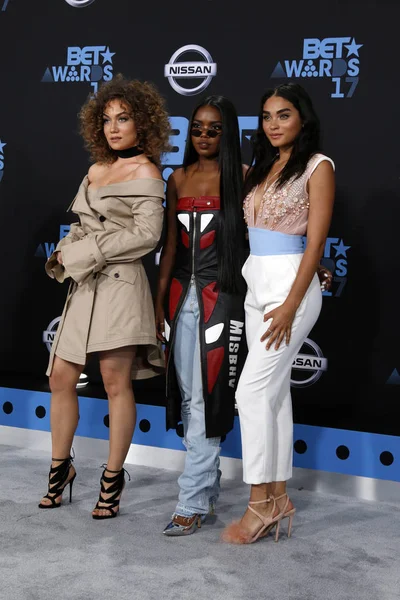 Jude Demorest, Ryan Destiny, Brittany Ogrady — Zdjęcie stockowe