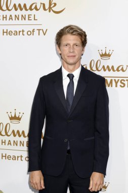 aktör Andrew Francis