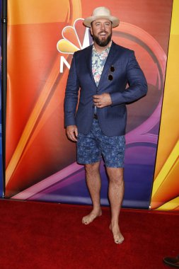 aktör Chris Sullivan