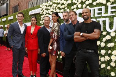 Alex Russell, Lina Esco. Peter Onorati, Stephanie Sigman, Jay Harrington, Kenny Johnson, Shemar Moore
