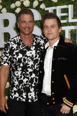 Rob Lowe, John Lowe