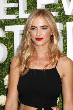 aktris Emily Wickersham
