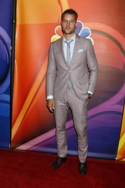 aktör Justin Hartley