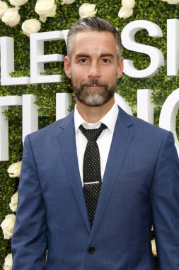 aktör Jay Harrington