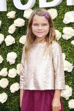 aktris Reagan Revord