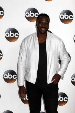 Adewale akinnuoye-agbaje