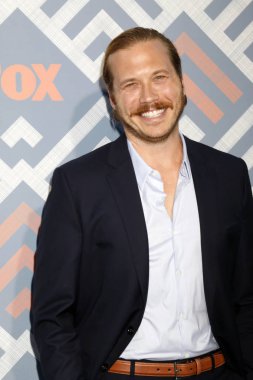 aktör Scott Macarthur