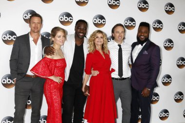 Josh Randall, Erika Christensen ABC TCA Yaz Önizleme Partisi, Beverly Hilton, Beverly Hills, CA 08-06-17 