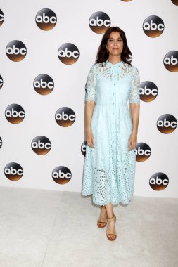 Aktris Bellamy genç