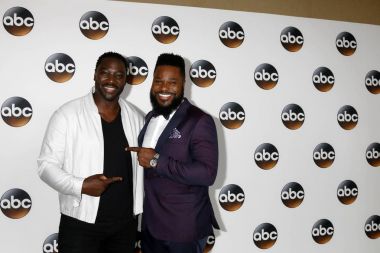 Adewale Akinnuoye-Agbaje, Malcolm-Jamal Warner