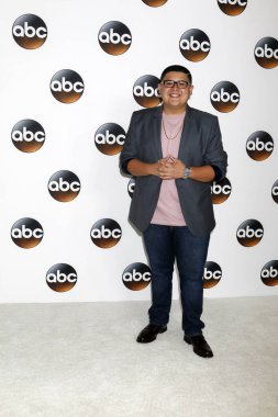 aktör Rico Rodriguez