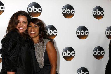 Katy Mixon, Channing Dungey Abc Tca yaz önizleme parti, Beverly Hilton, Beverly Hills, Ca 08-06-17 