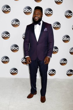 Malcolm-Jamal Warner