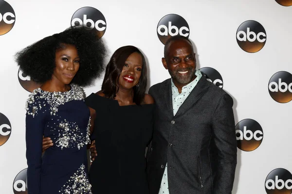 Diarra Kilpatrick, Viola Davis, Julius Tennon — Foto Stock