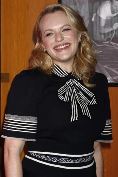 aktris Elisabeth Moss