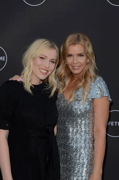 Natasha Bedingfield, Andrea Schroder