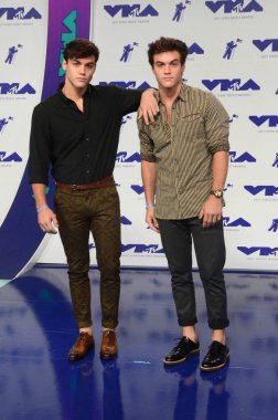 Dolan İkizler, Ethan ve Grayson Dolan