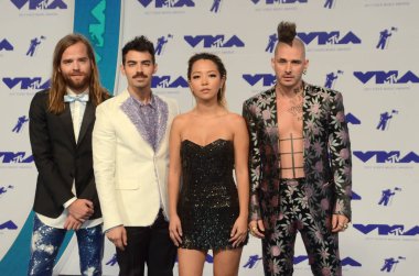 Dnce 2017, Mtv Video Müzik Ödülleri