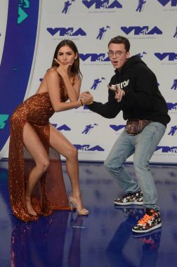 Jessica Andrea, mantık