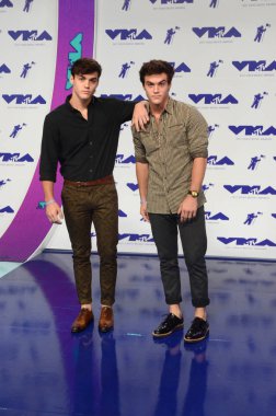 Dolan İkizler, Ethan ve Grayson Dolan