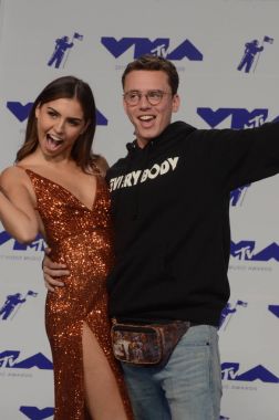 Jessica Andrea, mantık