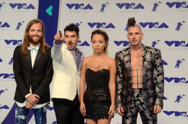 Dnce 2017, Mtv Video Müzik Ödülleri